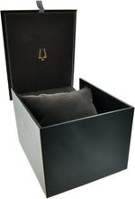 Charger l'image dans la galerie, BULOVA Men's Crystals Stainless Steel 3-Hand Quartz Watch Style 96B235