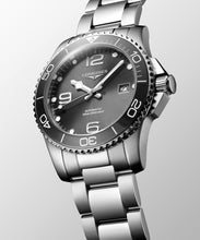Load image into Gallery viewer, Longines Hydroconquest 41mm L3.781.4.76.6