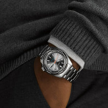 Charger l'image dans la galerie, SEIKO 5 Sports Retro Colour Collection SRPK09K1