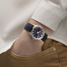 Charger l'image dans la galerie, HAMILTON JAZZMASTER PERFORMER AUTO 34mm - Blue Dial w Leather Strap H36115640