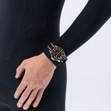 Load image into Gallery viewer, Khaki Navy Scuba Automatic GMT 43mm Bronze - H82565930
