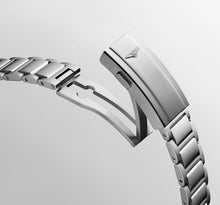 Load image into Gallery viewer, Longines Hydroconquest GMT L3.790.4.96.6 - Moments Watches & Jewelry