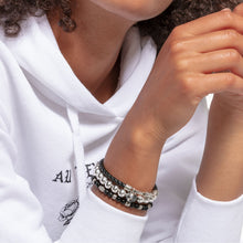 Charger l'image dans la galerie, Thomas Sabo Bracelet en cuir avec fermoir mousqueton A1931-682-11-L19