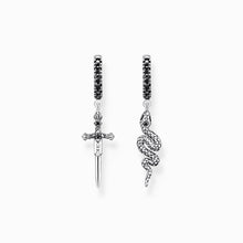 Charger l'image dans la galerie, Thomas Sabo Boucles d'oreilles créoles serpent et épée noircies CR713-643-11