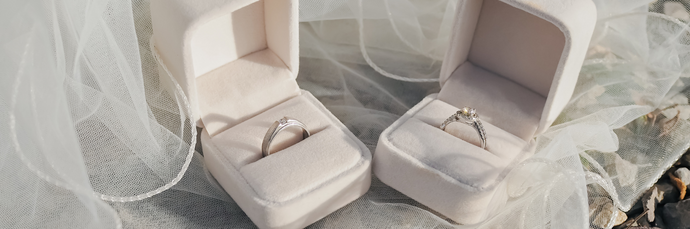 How to Choose Your Engagement Ring at a Jeweler in Canada: A Complete Guide