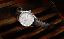 Charger l&#39;image dans la galerie, HAMILTON JAZZMASTER MAESTRO AUTO CHRONO 45MM H327660
